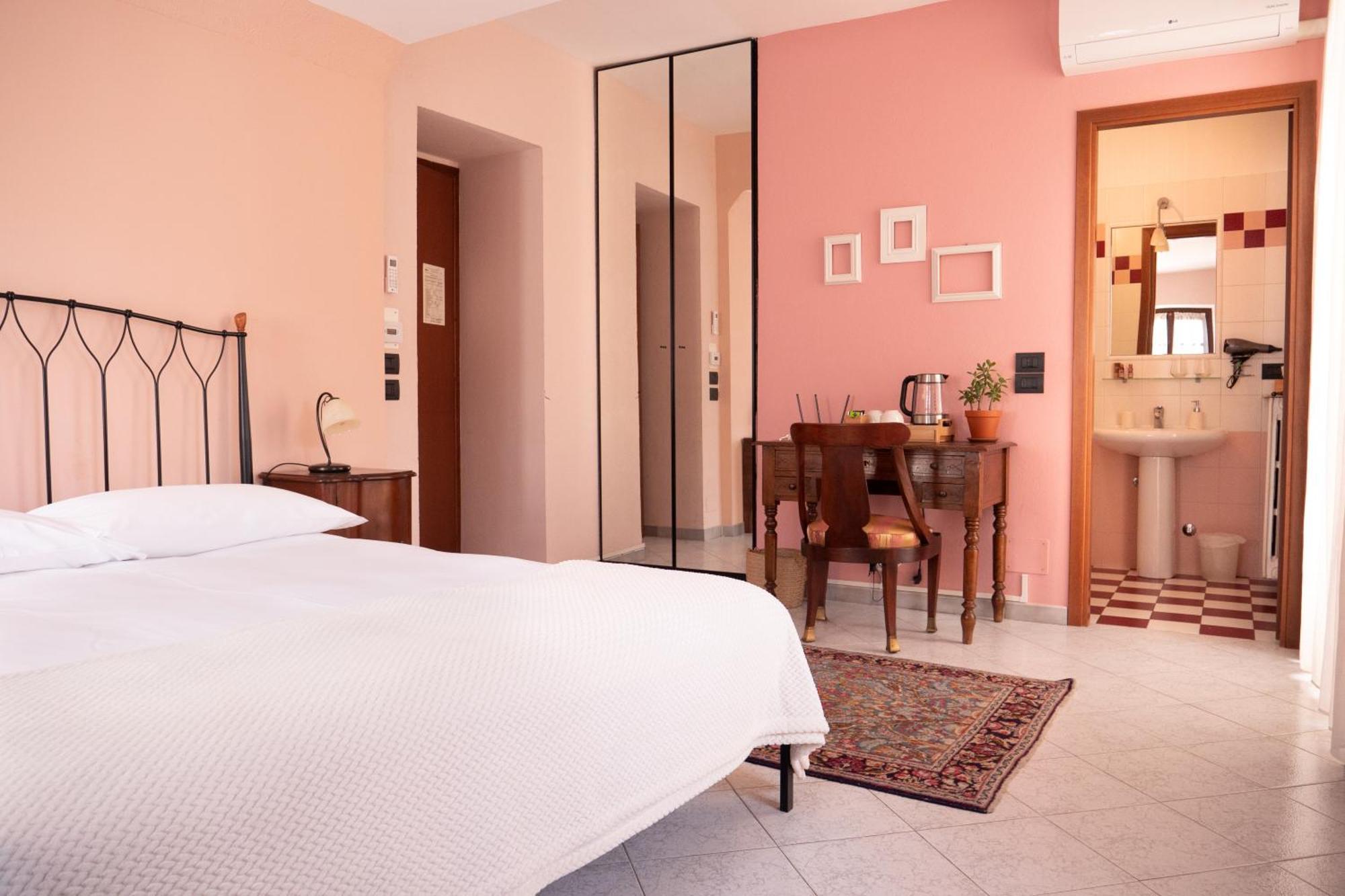 L'Aromatario Bed & Breakfast Neive Exterior photo