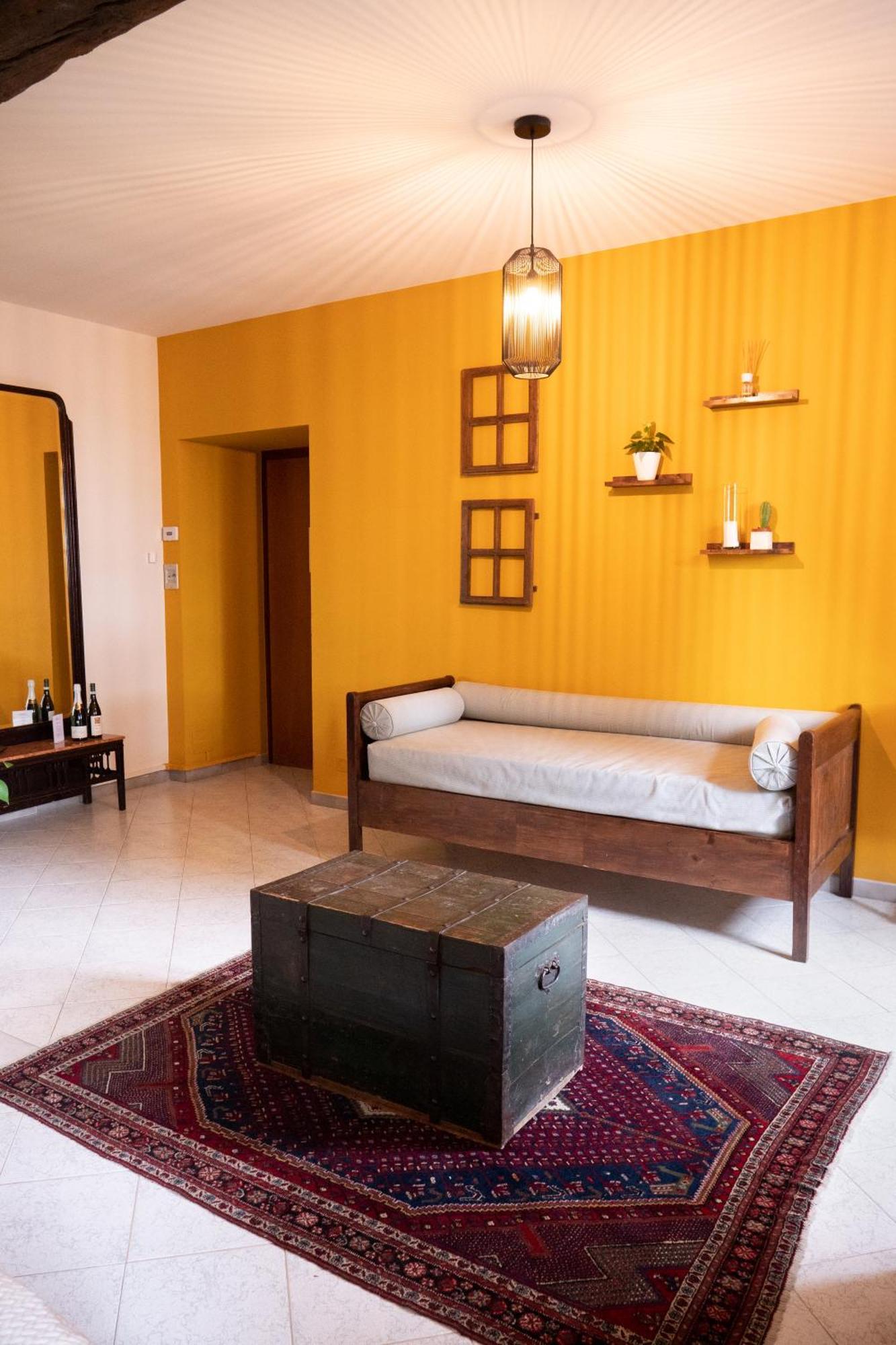 L'Aromatario Bed & Breakfast Neive Exterior photo