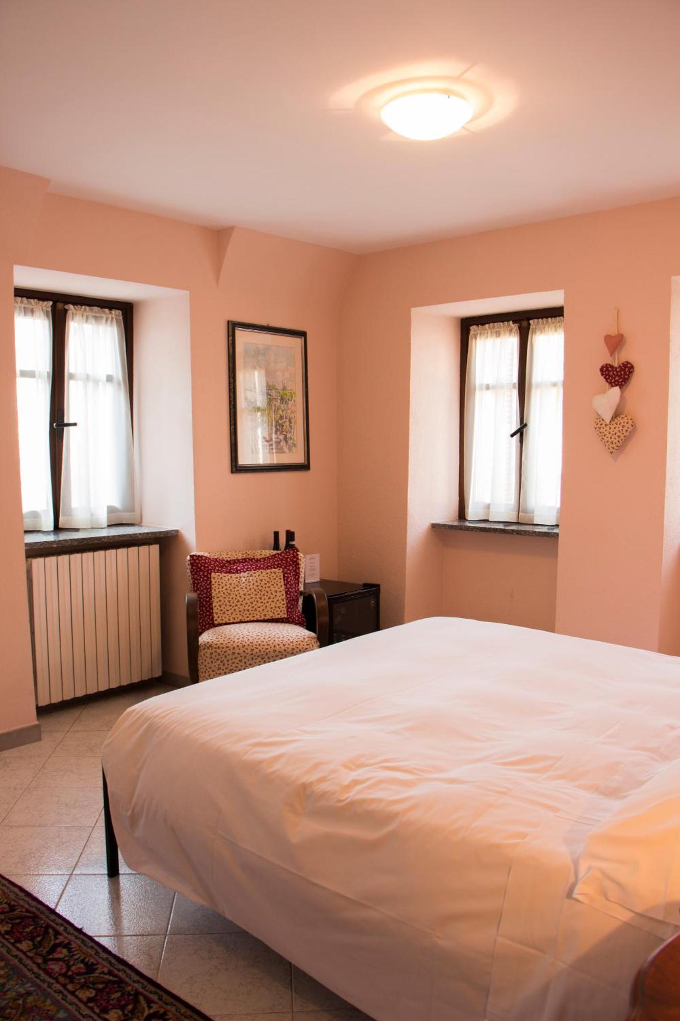L'Aromatario Bed & Breakfast Neive Exterior photo